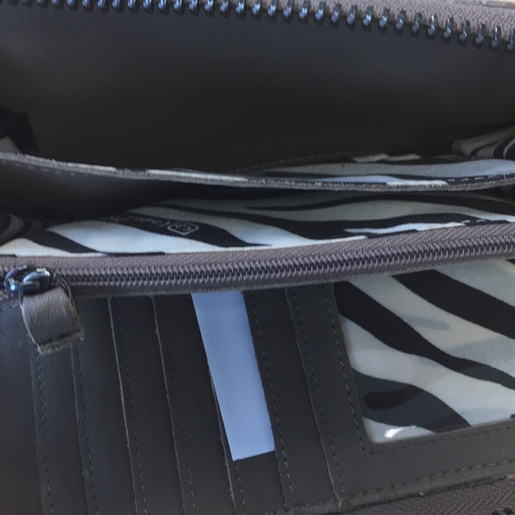 Linea Pelle Dylan Wallet - Picture 6 of 7